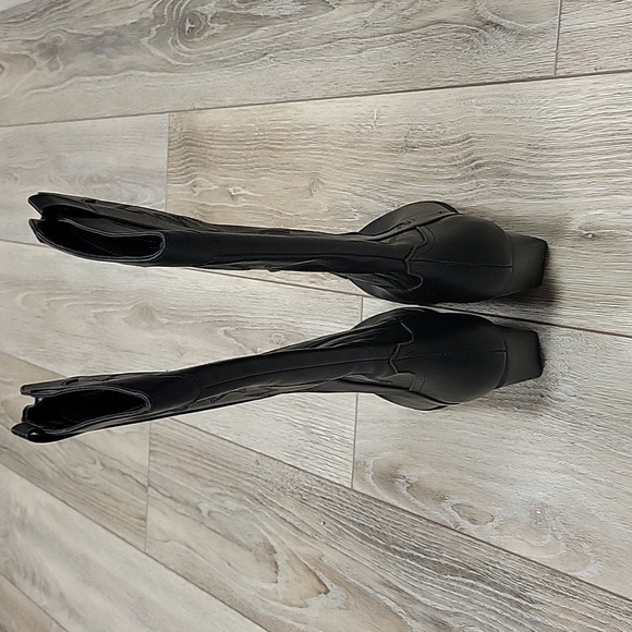 DV Dolce Vita Size 5 Black Kindred Cowboy Boots - Picture 4 of 8